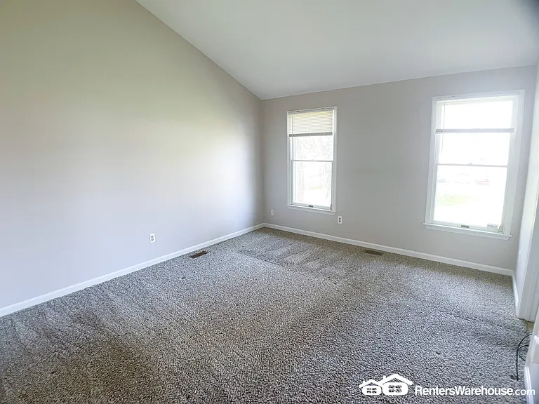 422 Reading Ave — Photo 14