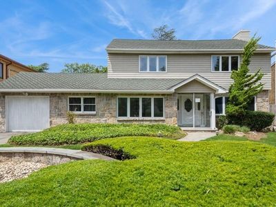 1554 Hewlett Heath Road, Hewlett, NY, 11557