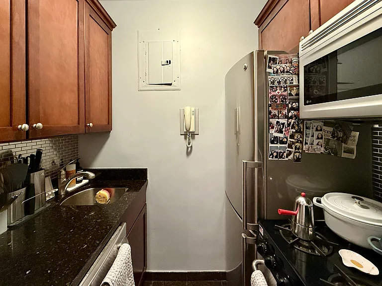 166 E 63rd St #2L — Photo 8