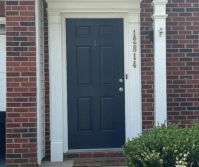 12814 Bullock Greenway Blvd — Photo 2