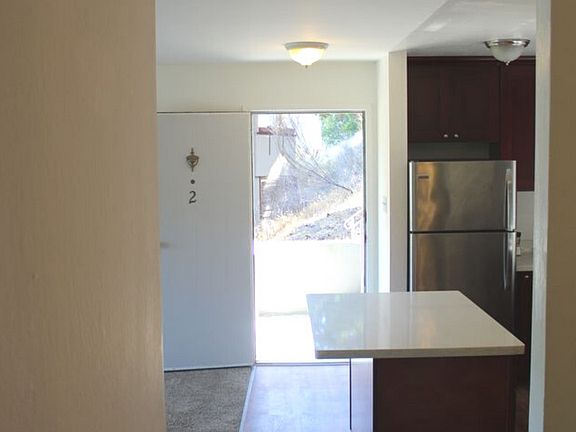 5th image of 130 Eastburn Ct APT 2