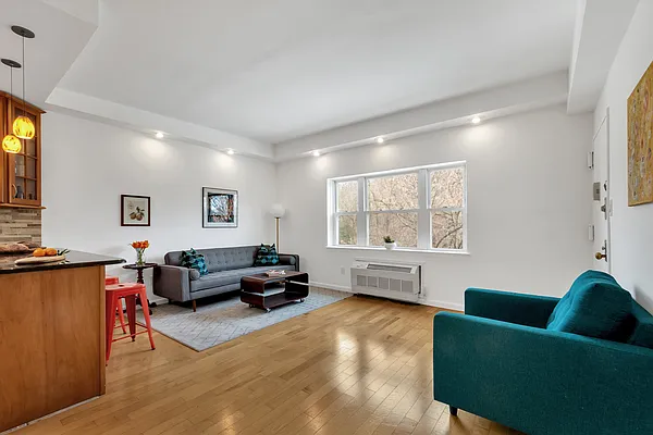 Rented by Corcoran | media 15