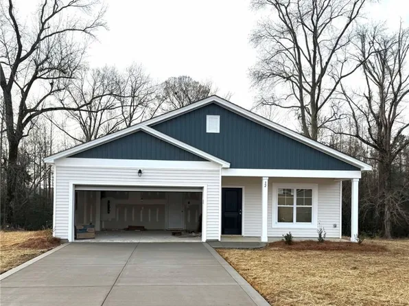 32 Glencove Dr, Lumberton, NC 28360