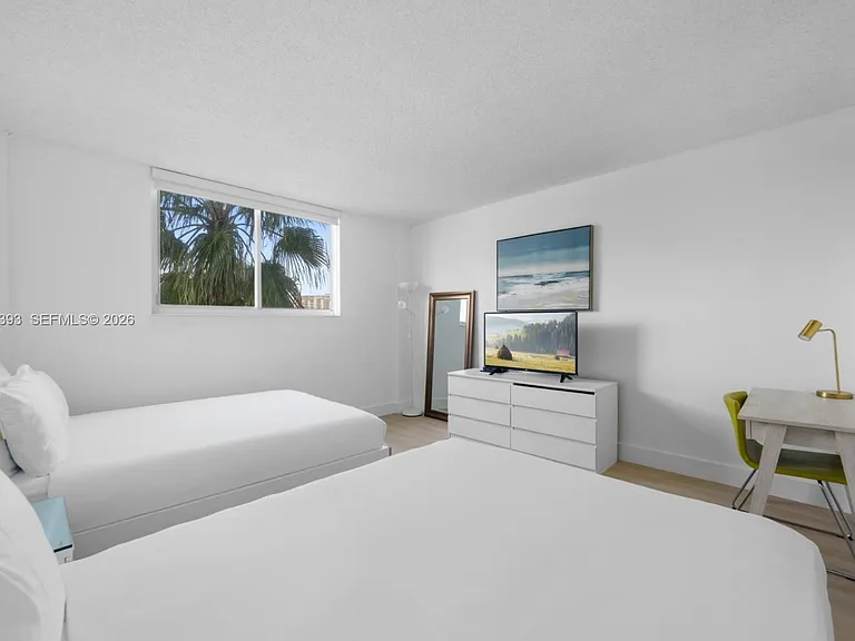 19370 Collins Ave #422 — Photo 13
