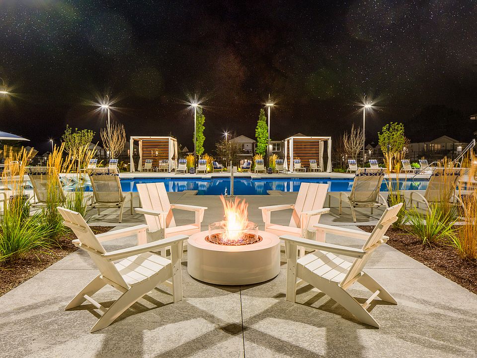 Poolside Fire Pit with Cozy Seating