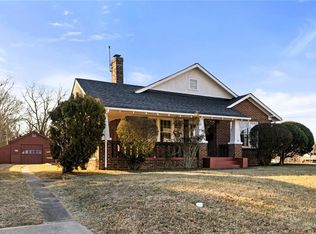 2830 Sprague St, Winston Salem, NC 27107
