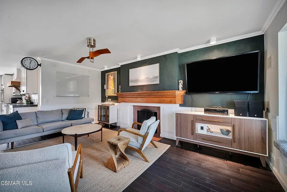 3 bed, 1683 sqft, $5,750 — Photo 3