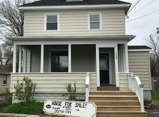 122 E Chapel St, Canastota, NY 13032