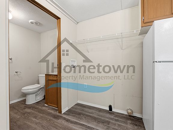 5th image of 136 Cedar Hl