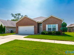 352 Harbor Glen Dr SW, Madison, AL 35756