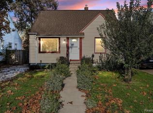 1822 Montie Rd, Lincoln Park, MI 48146