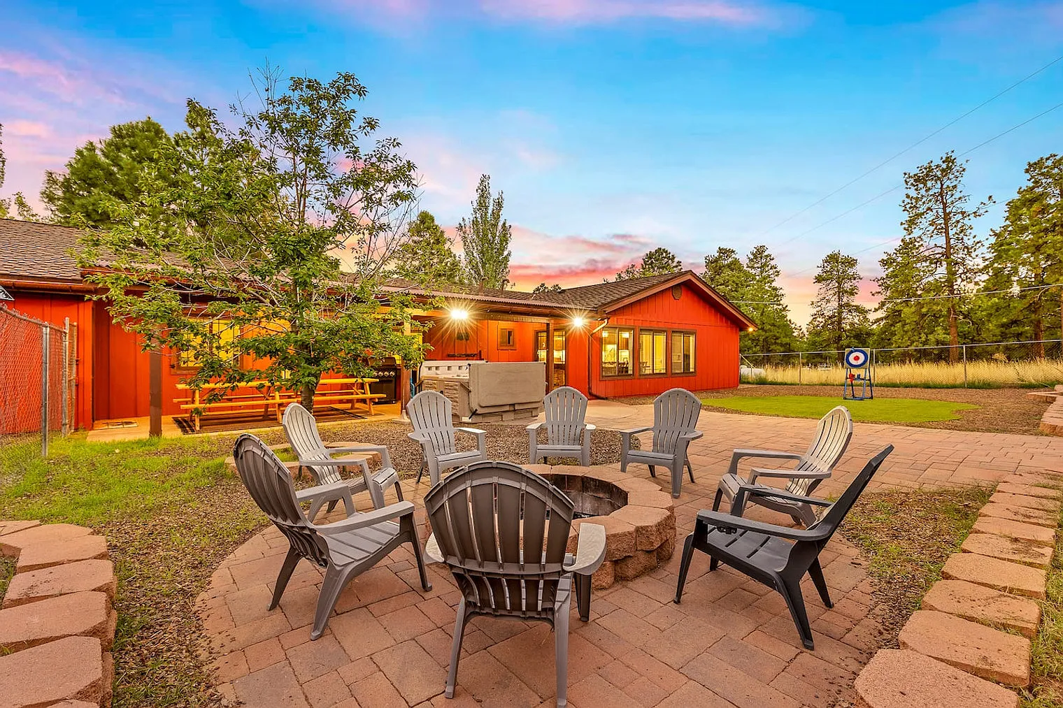 5 bed, 3.0 bath, 2798 sqft, $11,229 — Photo 4