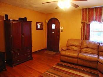 2nd image of 116 Shetland Dr