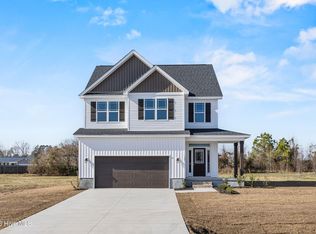 101 Dole Court, Richlands, NC 28574