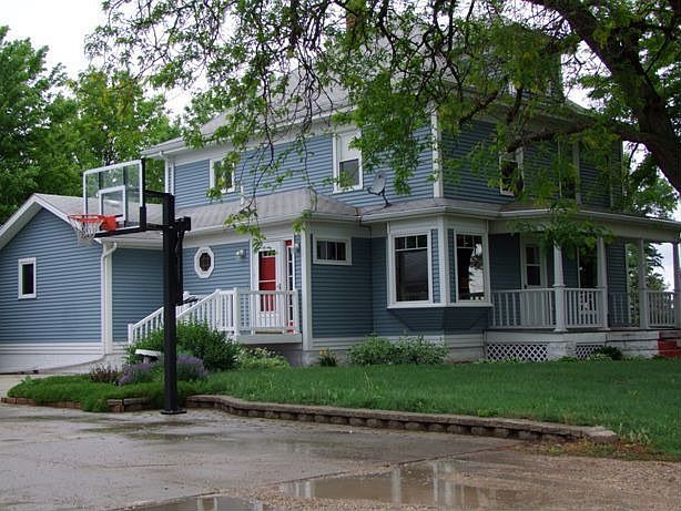 2nd image of 524 610th St