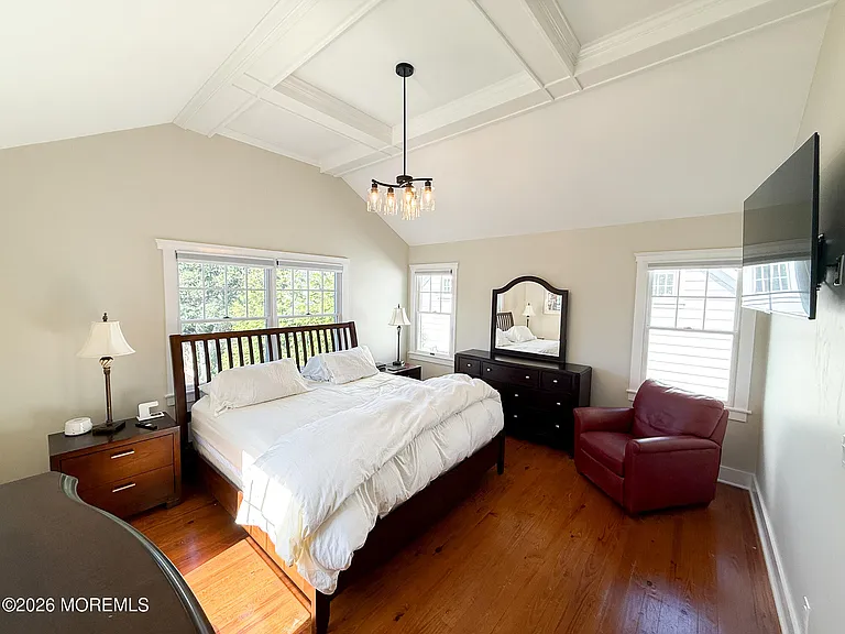 25 Ocean Ave — Photo 31