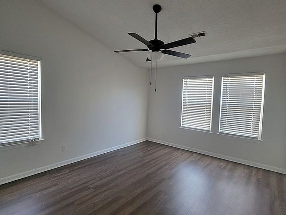 4th image of 4847 Station House Ln