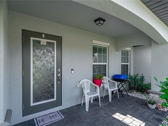 4th image of 319 NW 2nd AVE
