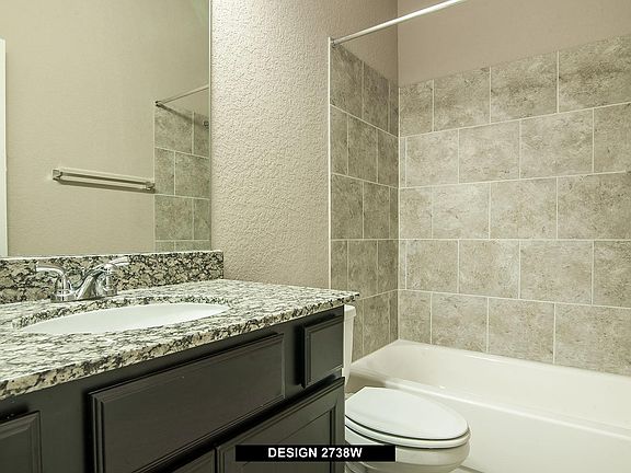 5th image of 2074 Cullum Park