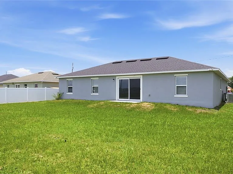 16 Alicante Ct — Photo 40