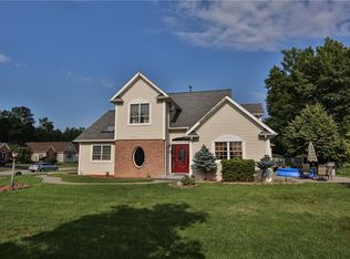 759 Bel Arbor Trl, Webster, NY 14580