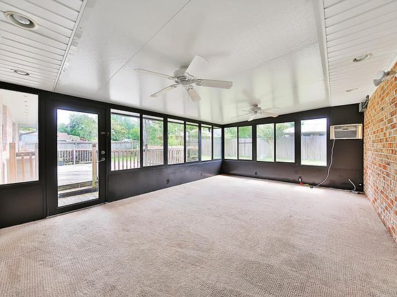 4th image of 2171 John Hart Cir