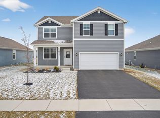 10421 Privet Dr, Saint John, IN 46373