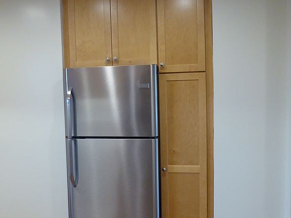 Kitchen - stainless steel appliances