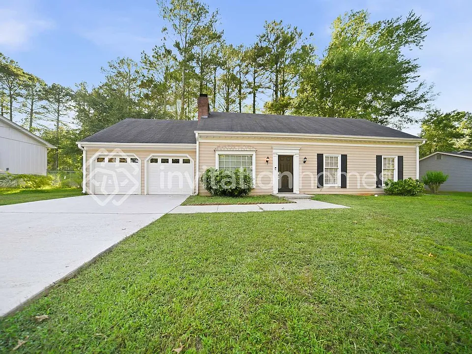 423 Willow Ct SE