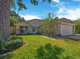16027 Vista Del Mar Dr, Houston, TX 77083