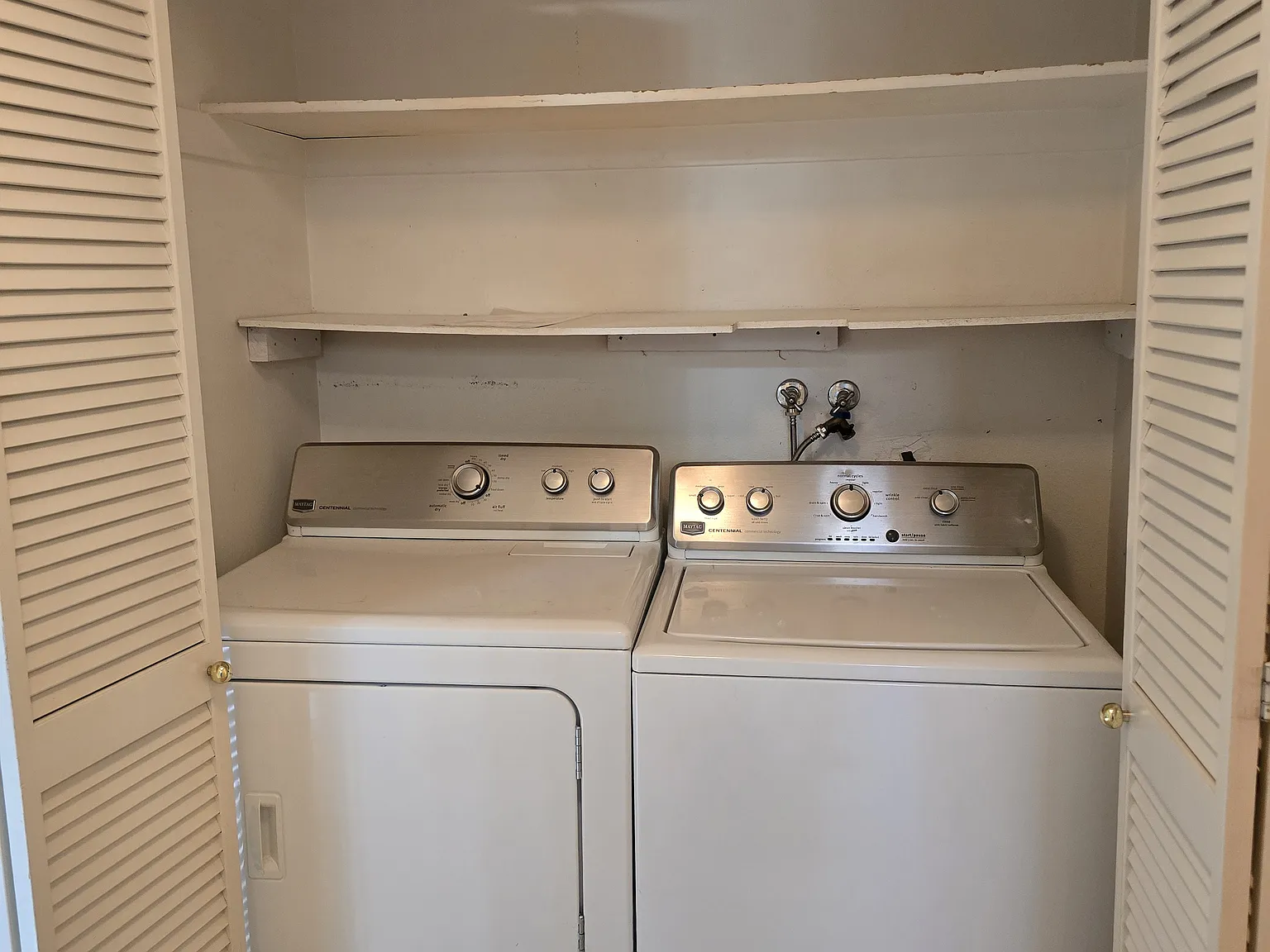 2 bed, 945 sqft, $2,250 — Photo 4