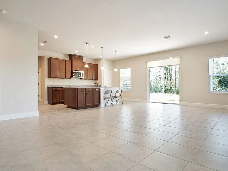 1419 Eucalyptus Way — Photo 13