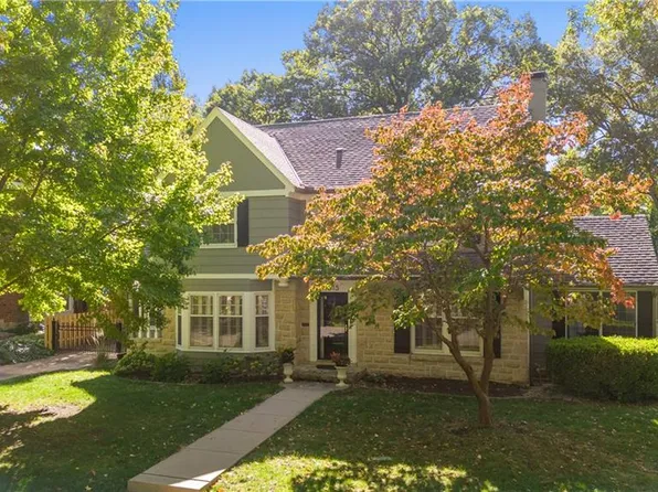 1015 W 69th St, Kansas City, MO 64113