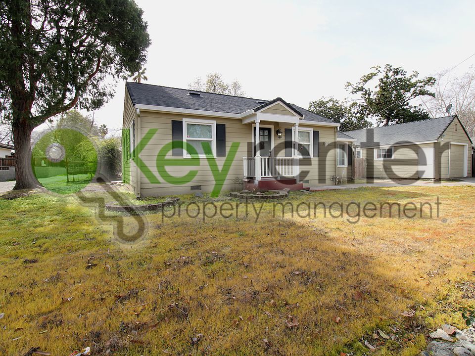 1st image of 7596 Sycamore Dr
