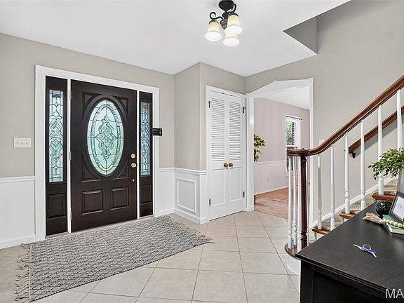 4th image of 184 Gunston Hall Ct