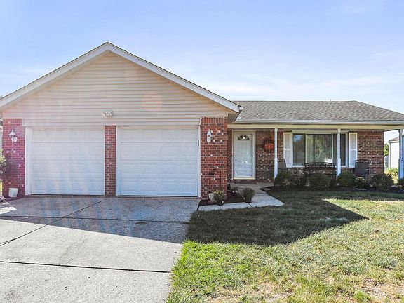 2nd image of 225 Dellfield Ln