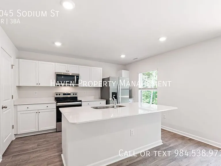 6045 Sodium St — Photo 12