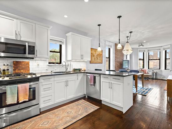 338 Bloomfield St APT 3, Hoboken, NJ 07030