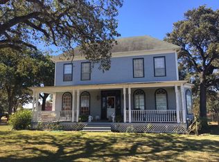 1272 Hickey Rd, Yoakum, TX 77995