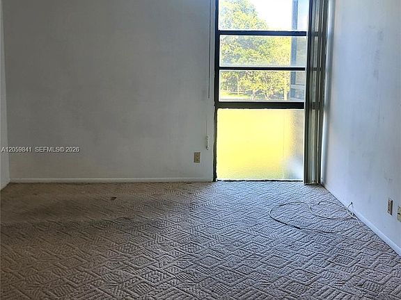5th image of 20400 W Country Club Dr APT 310