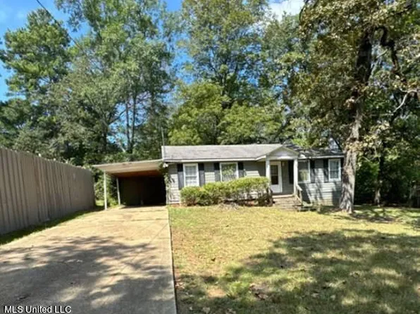 3159 Alameda Dr, Jackson, MS 39212