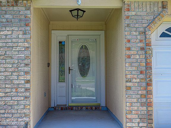 4th image of 7975 MACINNES Drive