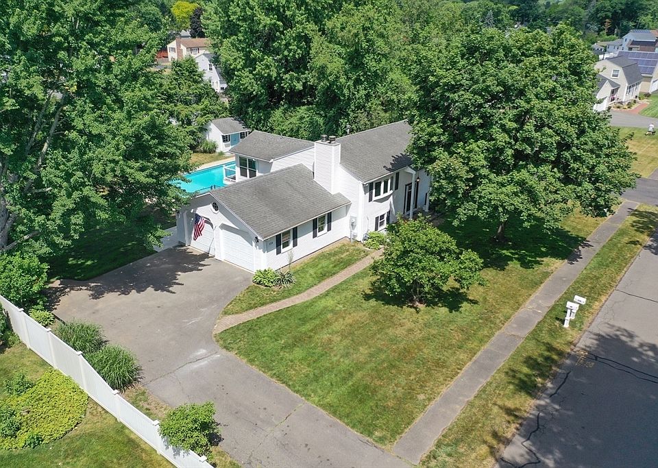 1st image of 123 Mallard Cir