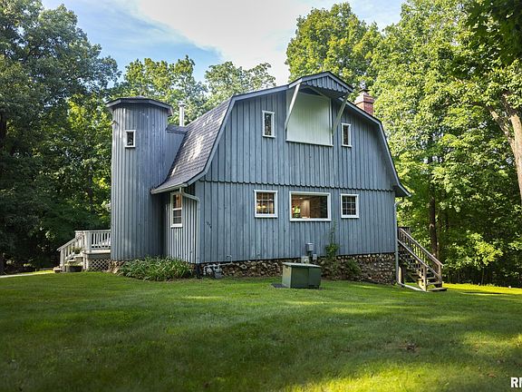5th image of 1374 N Forrest Dr