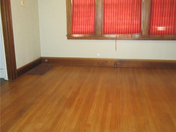 4th image of 346 Mulberry St