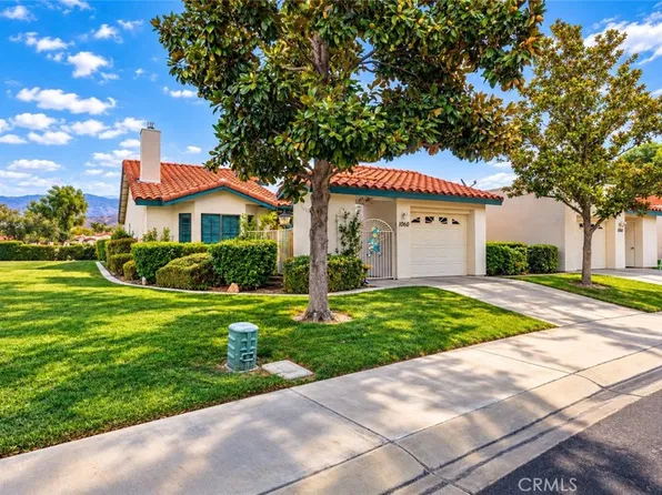 1060 Clubhouse Dr, Hemet, CA 92545