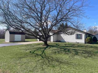 587 E Markle Rd, Huntington, IN 46750