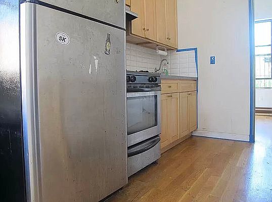2nd image of 256 Himrod St APT 3R
