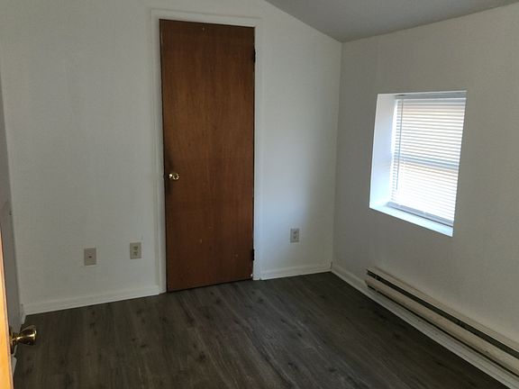 4th image of 507 W 7th St #1