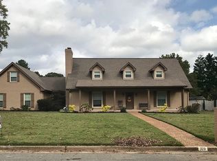 109 E Queensbury Ln, Florence, AL 35630